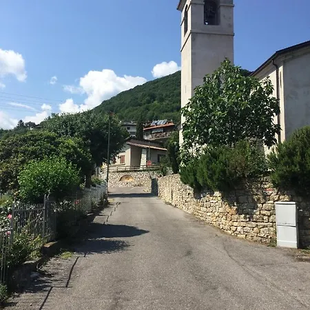 Carlino Giardino E Piscina By Garda Domus Mea Pieve (Lombardy)
